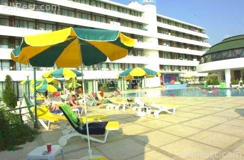 Drita Hotel 10